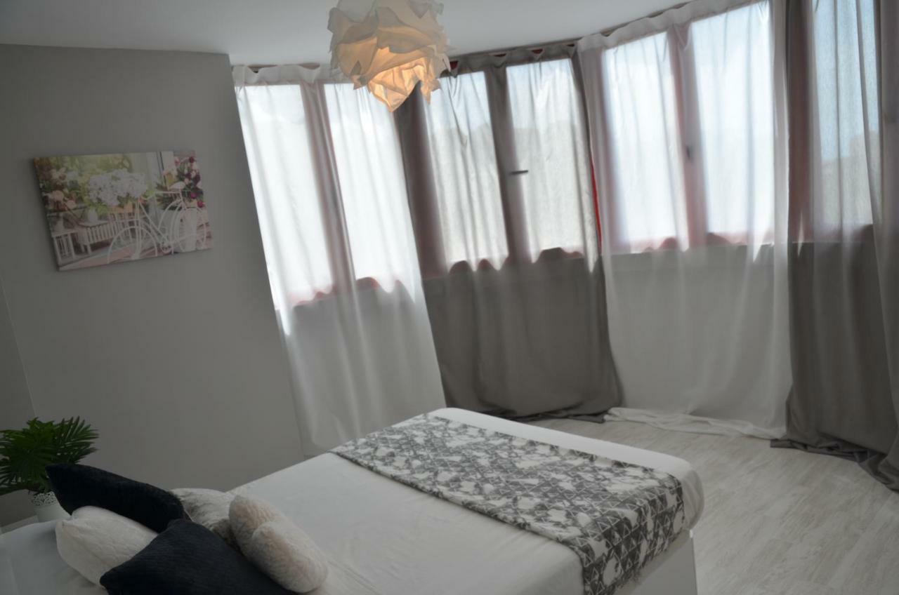 בנידורם Residencial Cumbre Loix Apartamentos מראה חיצוני תמונה